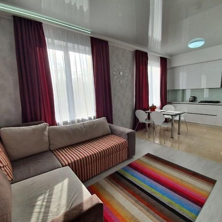 Lux New Apartment 2019 Jarkov Exterior foto
