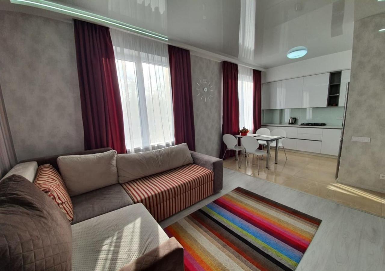 Lux New Apartment 2019 Jarkov Exterior foto